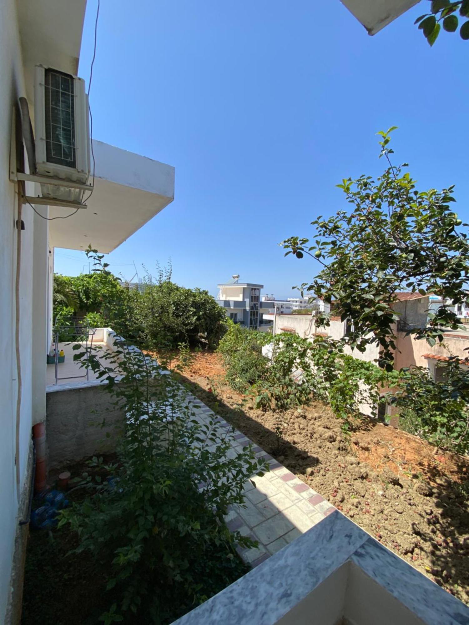 Ksamil Guest House Dea Екстериор снимка