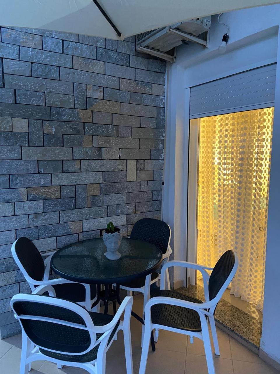 Ksamil Guest House Dea Екстериор снимка